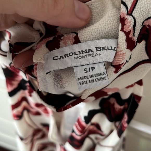 Carolina Belle Low-Cut Sleeveless Shirt NWOT​​ - Picture 3 of 3